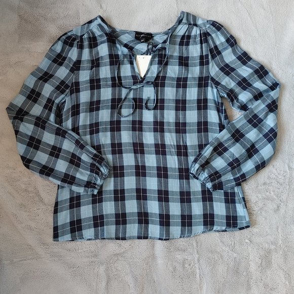 Blue Plaid Peasant-Style Shirt - Picture 3 of 11
